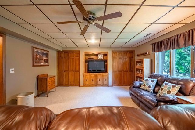 712 W Circle Drive, Montgomery, MN 56069