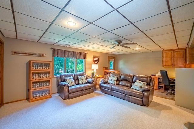 712 W Circle Drive, Montgomery, MN 56069