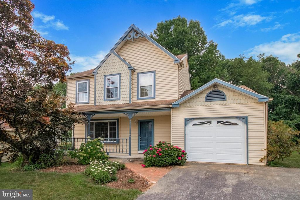 1607 BARBARA DR, Downingtown, PA 19335