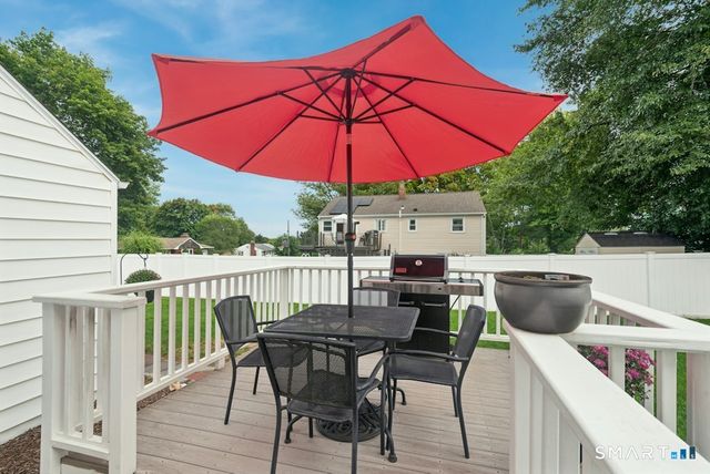 100 Flint Street, Trumbull, CT 06611