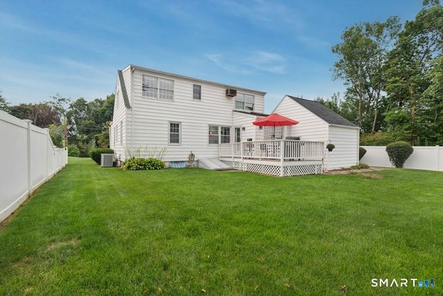 100 Flint Street, Trumbull, CT 06611