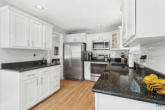 100 Flint Street, Trumbull, CT 06611