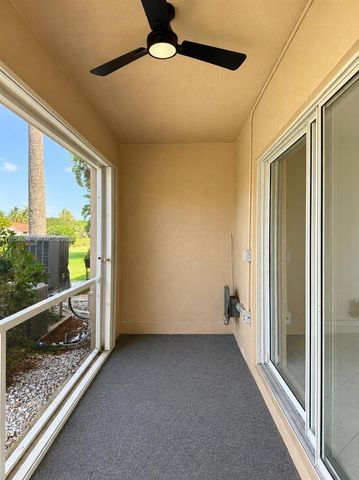7337 Smithbrooke Dr, Lake Worth, FL 33467