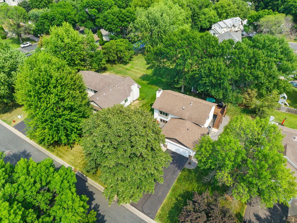 9220 Orchid Lane N, Maple Grove, MN 55369 — photo 2