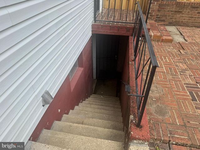 612 SUFFOLK AVE, Capitol Heights, MD 20743