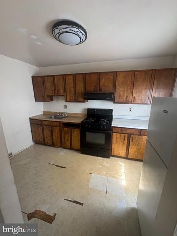 612 SUFFOLK AVE, Capitol Heights, MD 20743