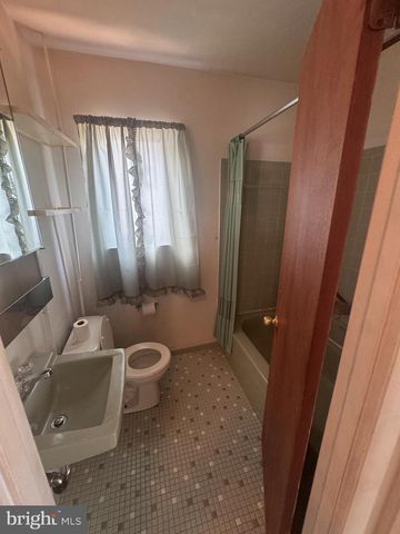 612 SUFFOLK AVE, Capitol Heights, MD 20743