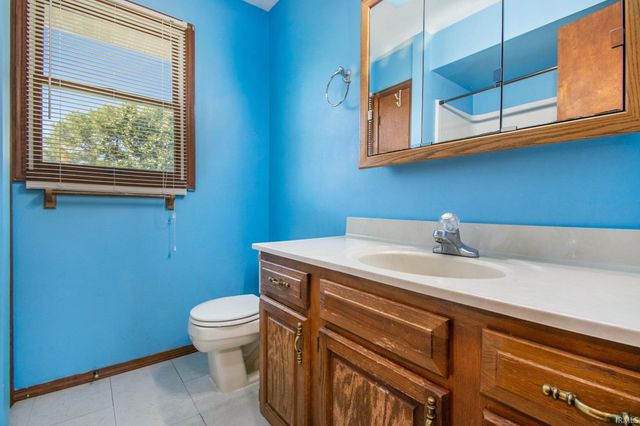 54805 W Sunray Drive, Osceola, IN 46561