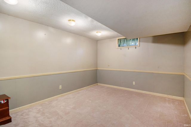 54805 W Sunray Drive, Osceola, IN 46561