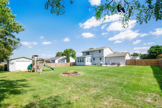 54805 W Sunray Drive, Osceola, IN 46561