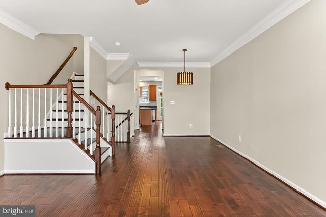 42627 HOMEFRONT TER, Chantilly, VA 20152