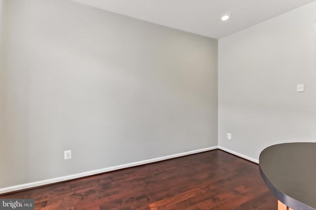 42627 HOMEFRONT TER, Chantilly, VA 20152