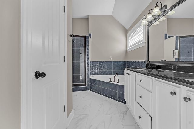 971 CRAYTON RIDGE DR, Cordova, TN 38018