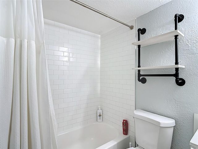 201 PINE VIOLET COURT 201, Tampa, FL 33612