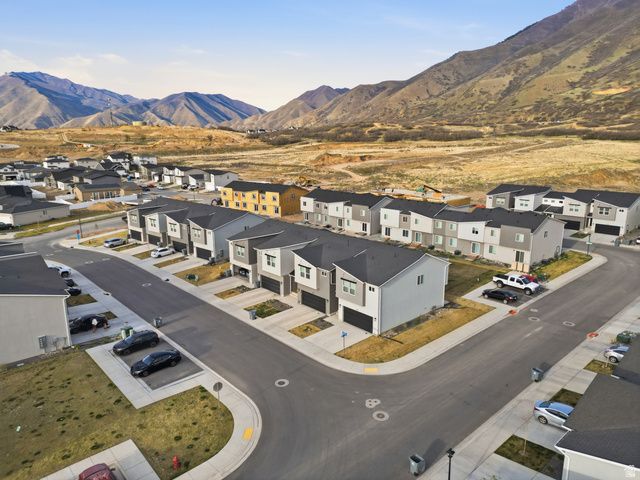 4025 S SAGE WOOD AVE, Mapleton, UT 84664