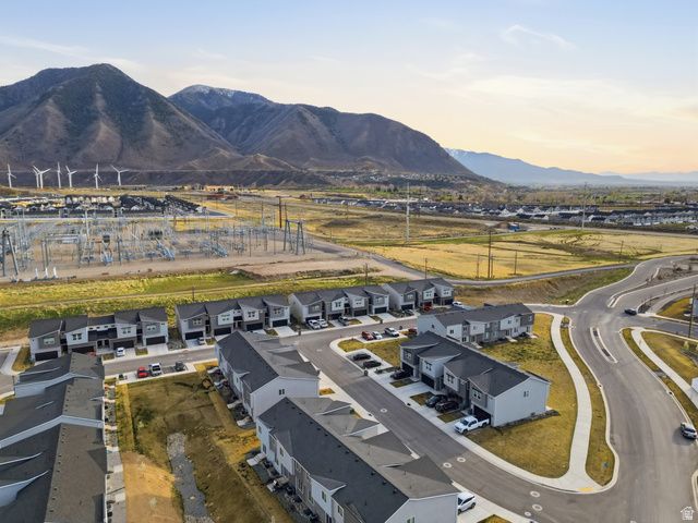 4025 S SAGE WOOD AVE, Mapleton, UT 84664