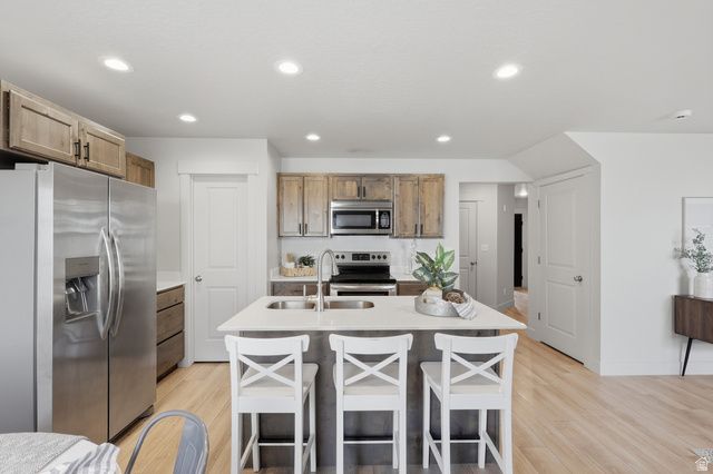 4025 S SAGE WOOD AVE, Mapleton, UT 84664