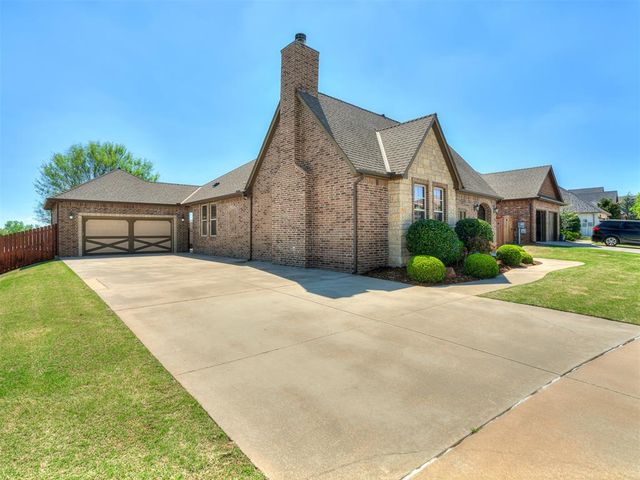 3024 Wind Call Lane, Edmond, OK 73034