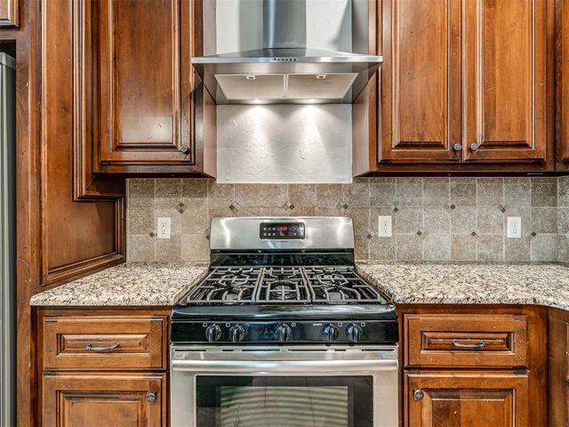 3024 Wind Call Lane, Edmond, OK 73034