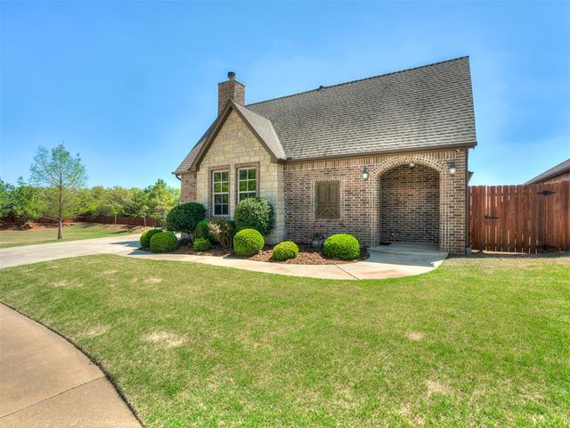 3024 Wind Call Lane, Edmond, OK 73034