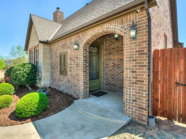 3024 Wind Call Lane, Edmond, OK 73034