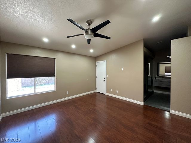 1515 Emerald Peak Avenue, Henderson, NV 89012