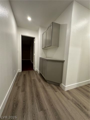 1515 Emerald Peak Avenue, Henderson, NV 89012