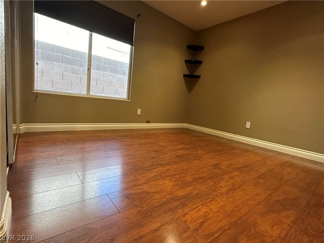 1515 Emerald Peak Avenue, Henderson, NV 89012