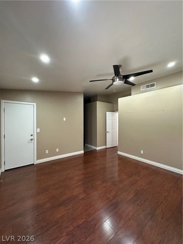 1515 Emerald Peak Avenue, Henderson, NV 89012