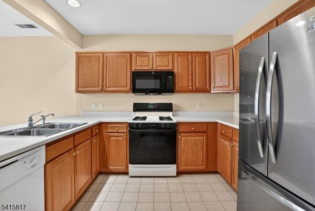 1209 Johnson Dr, Rockaway Twp., NJ 07866