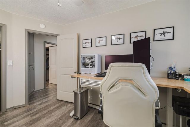 614 W Greenwood Court, Mustang, OK 73064