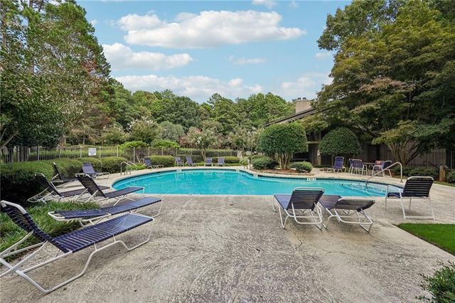 511 Embers Drive SE, Marietta, GA 30067