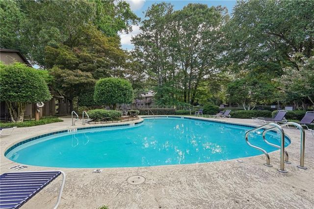 511 Embers Drive SE, Marietta, GA 30067