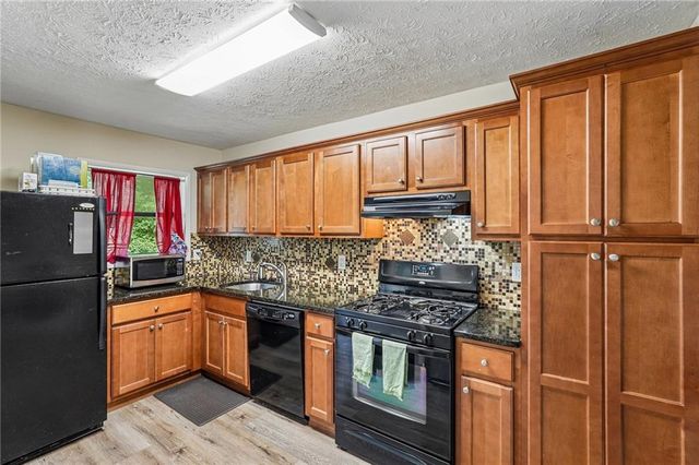 511 Embers Drive SE, Marietta, GA 30067