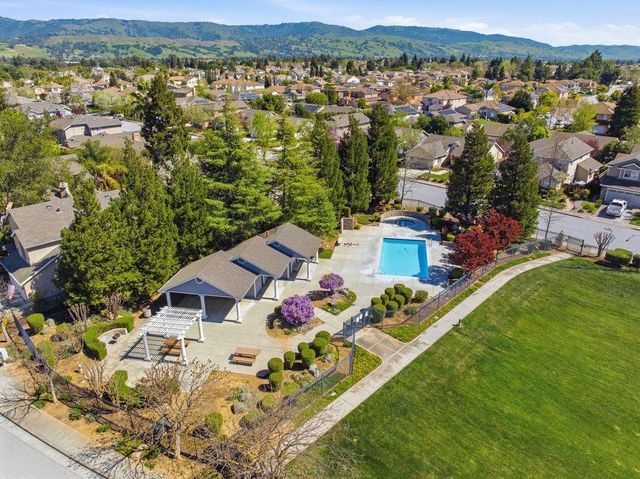 630 Calle Viento, Morgan Hill, CA 95037