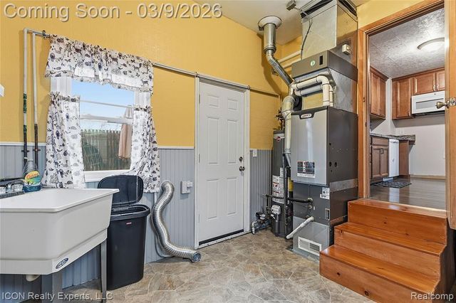 1807 Hanford Avenue, Lincoln Park, MI 48146