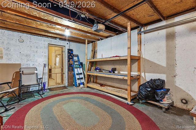 1807 Hanford Avenue, Lincoln Park, MI 48146