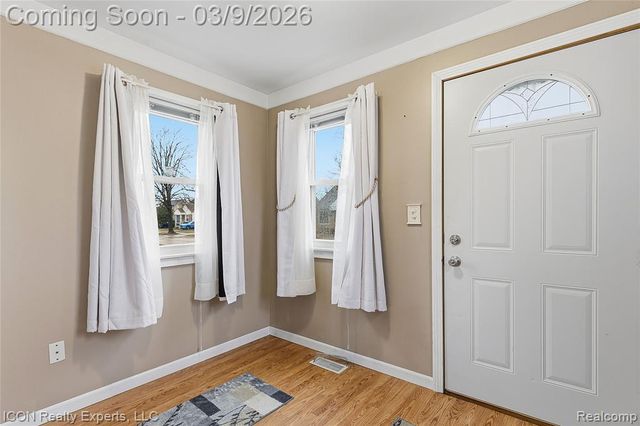 1807 Hanford Avenue, Lincoln Park, MI 48146