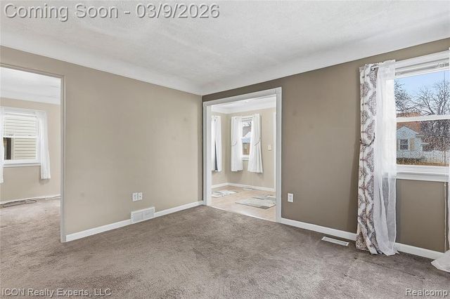 1807 Hanford Avenue, Lincoln Park, MI 48146