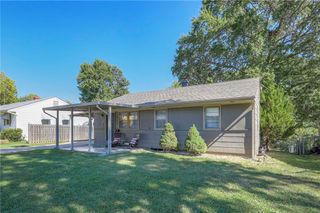 2409 S Arlington Street, Independence, MO 64052