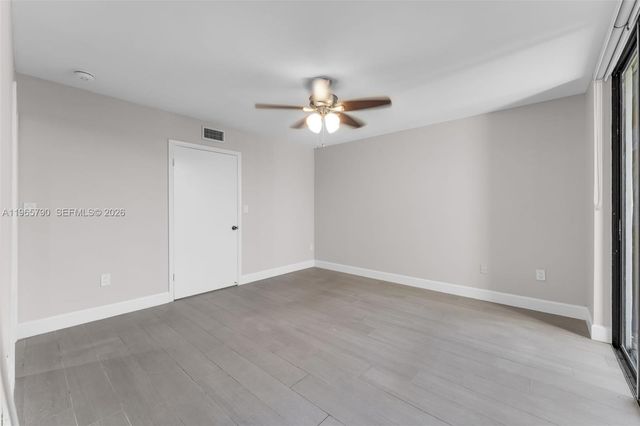 8045 SW 107th Ave 303, Miami, FL 33173