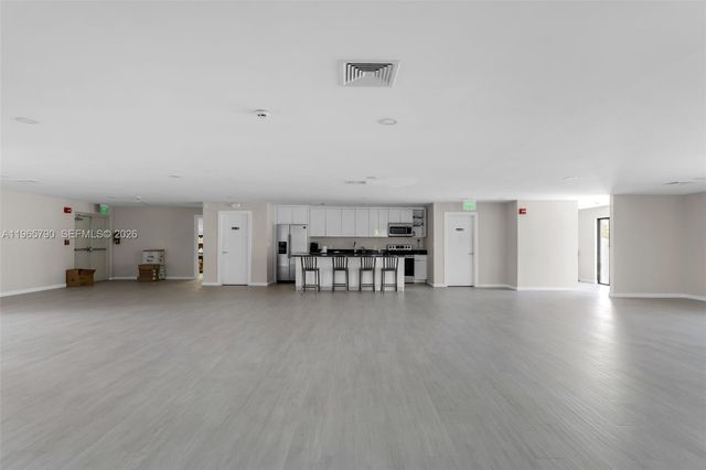 8045 SW 107th Ave 303, Miami, FL 33173