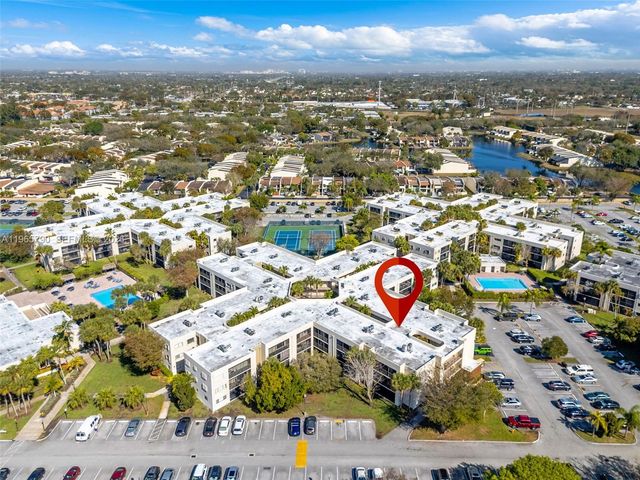 8045 SW 107th Ave 303, Miami, FL 33173