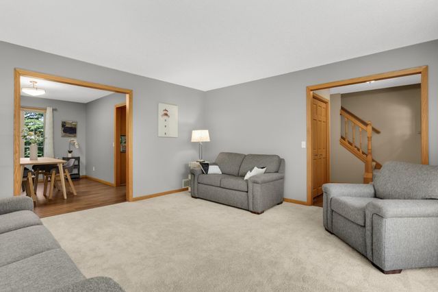 7934 Chesshire Lane N, Maple Grove, MN 55311