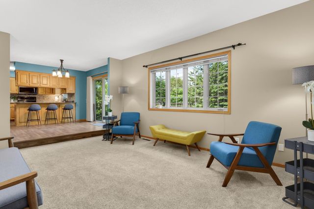 7934 Chesshire Lane N, Maple Grove, MN 55311