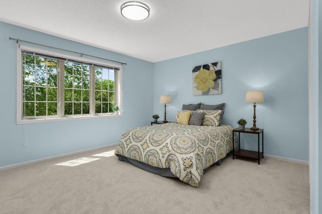 7934 Chesshire Lane N, Maple Grove, MN 55311