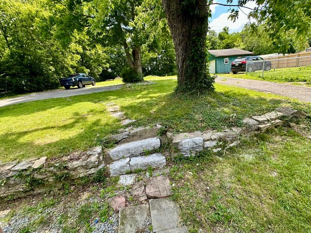410 N Third Street, Danville, KY 40422