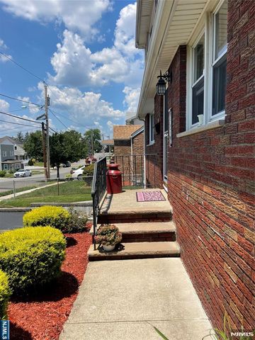 739 Lake Avenue, Lyndhurst, NJ 07071