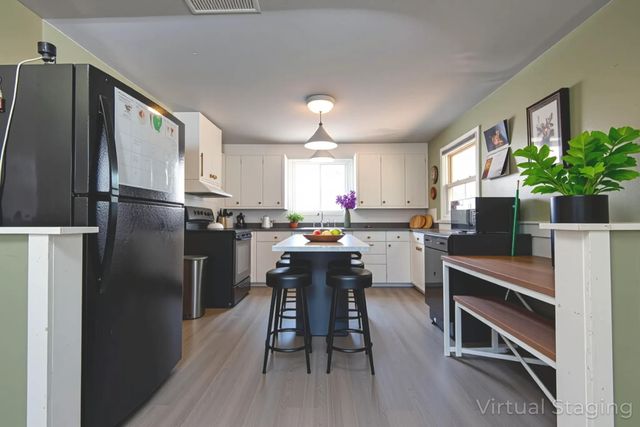 2237 N Park Avenue, Springfield, MO 65803