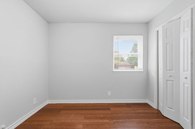 760 Oakwood Avenue, Hurst, TX 76053